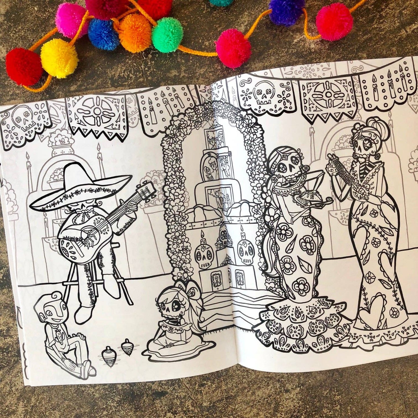 Artelexia Dia de Muertos Traditions & Customs Coloring B